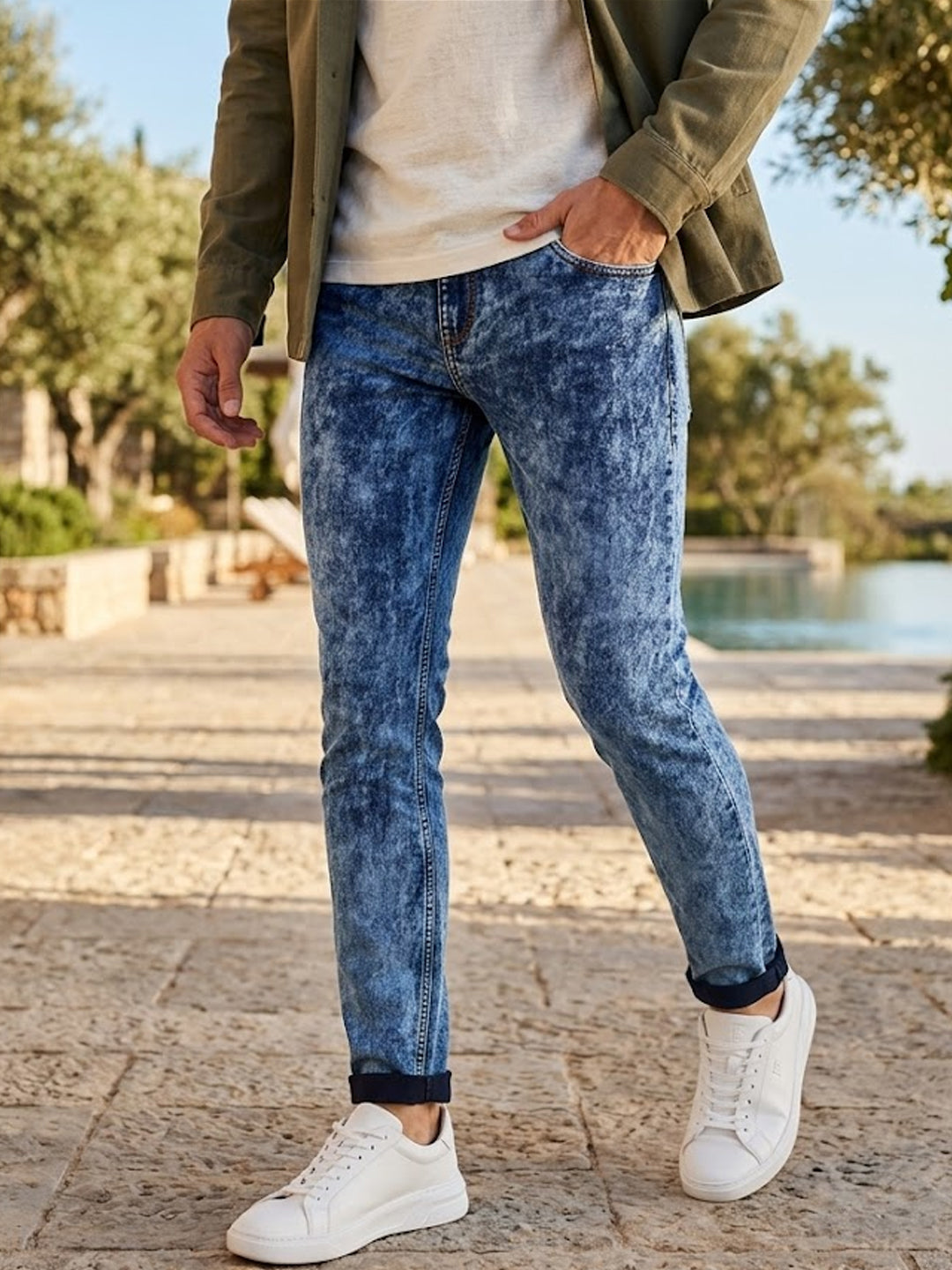 Men's Blue Regular Fit Washed Jeans Stretchable