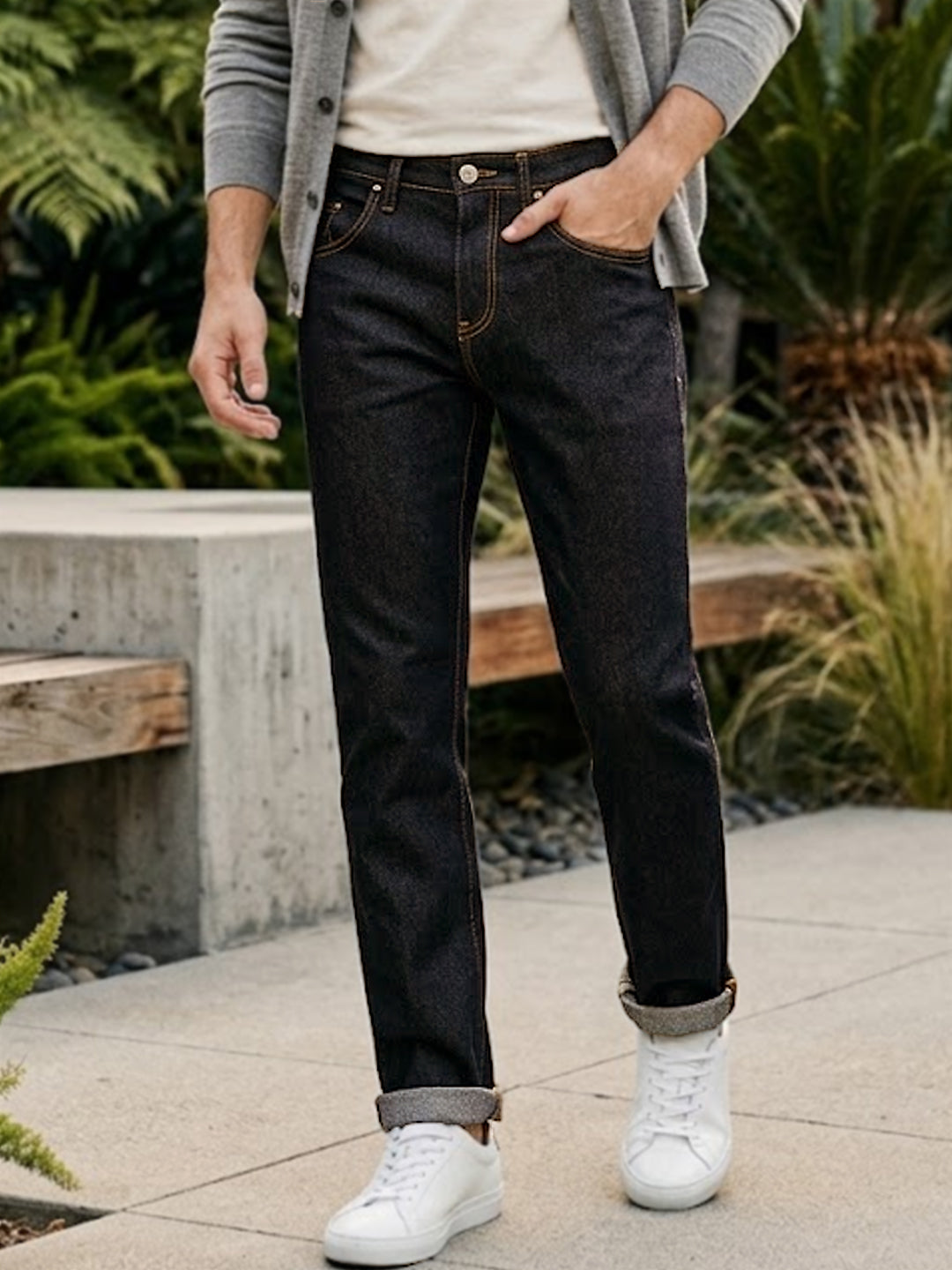 Men's Dark Blue Regular Fit Washed Jeans Stretchable