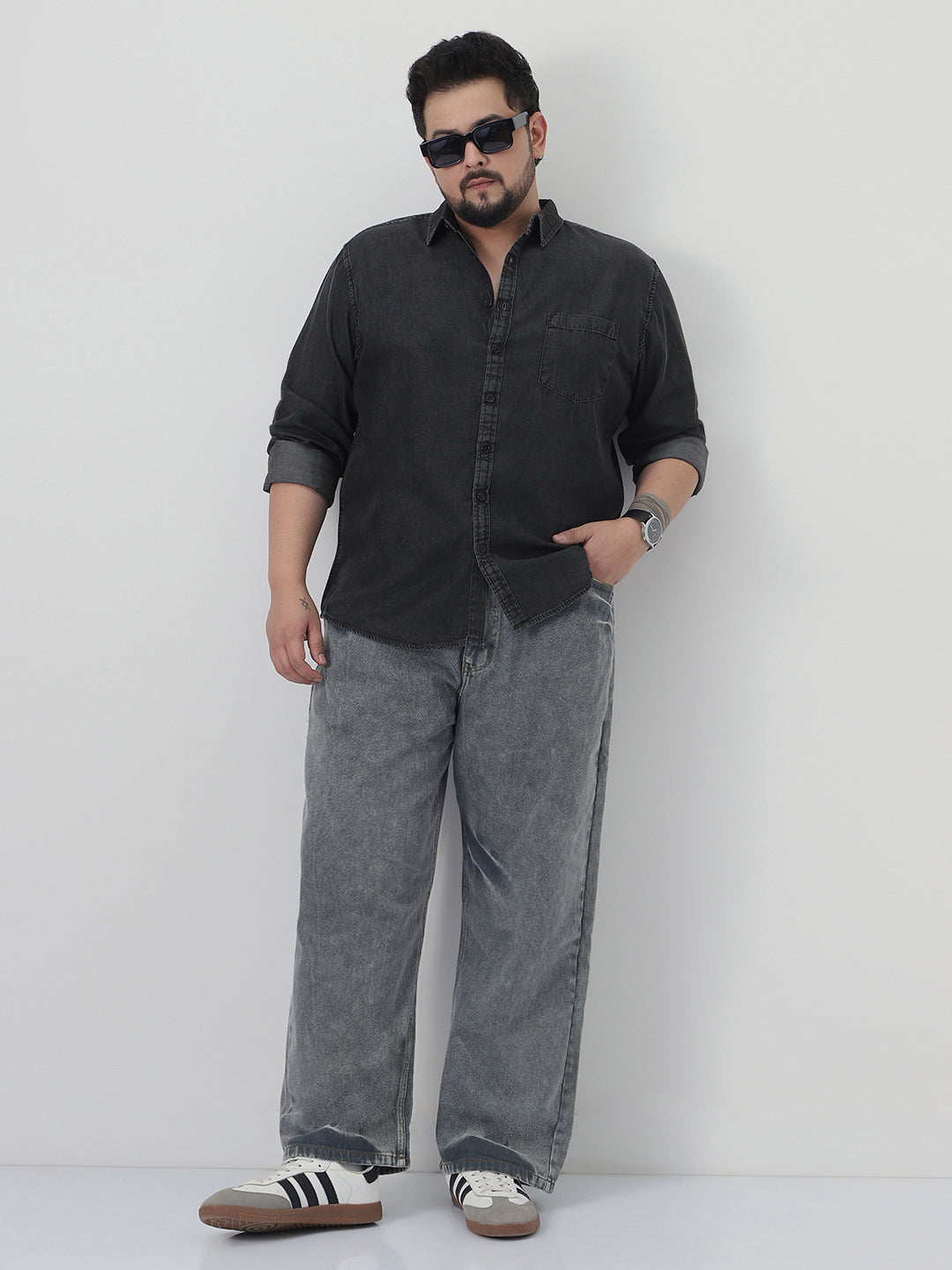 Plus Men's Black Regular Fit Full Sleeve Solid Denim Shirt