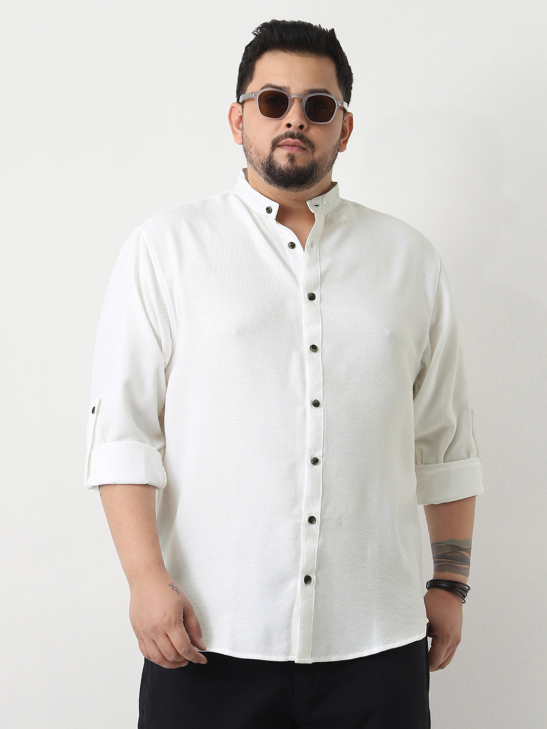 Plus Men's White Linen Blend Full Sleeve Relaxed Fit Mandarin Collar Casual Solid Shirt